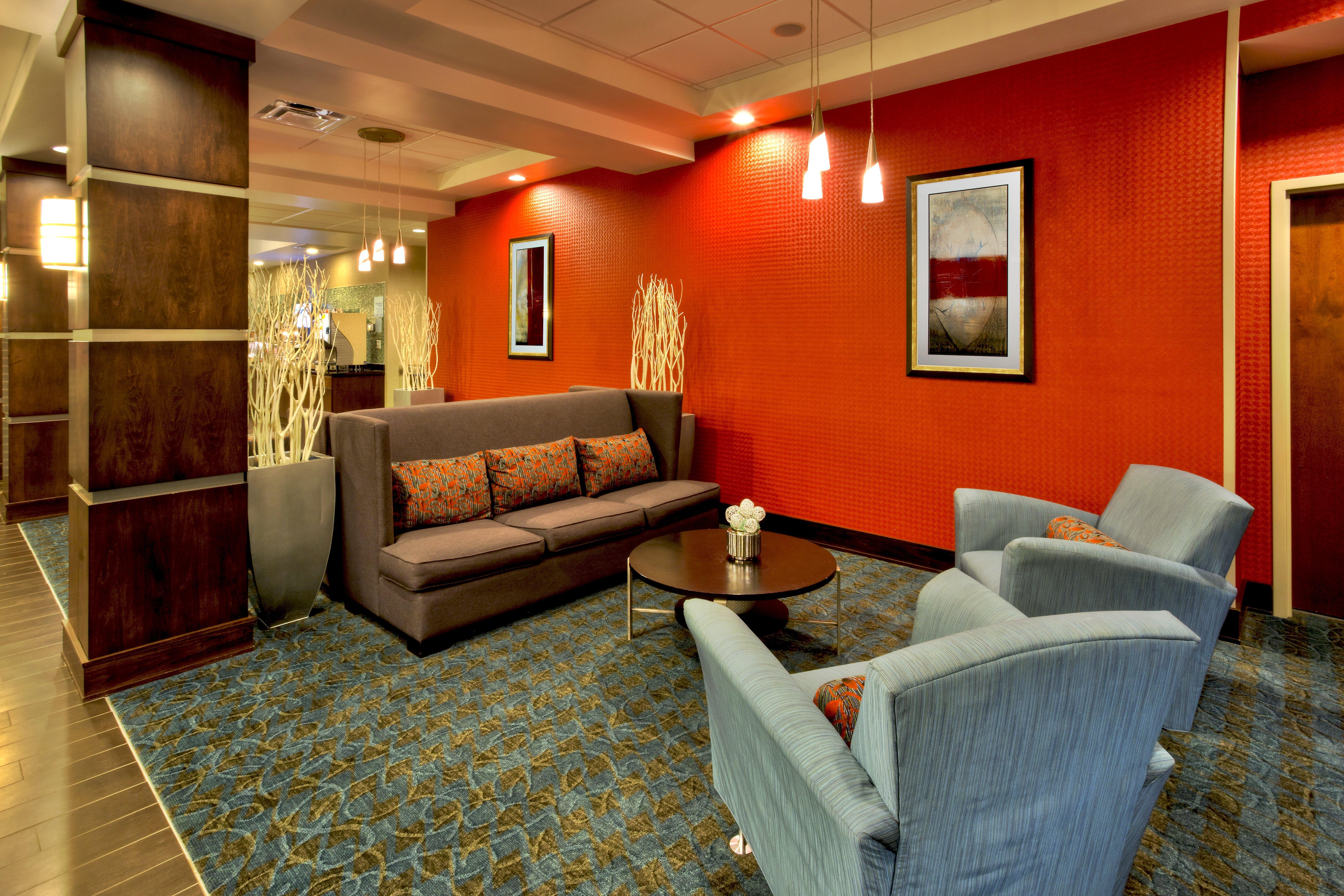 Holiday Inn Express & Suites Oak Ridge By Ihg Exterior photo